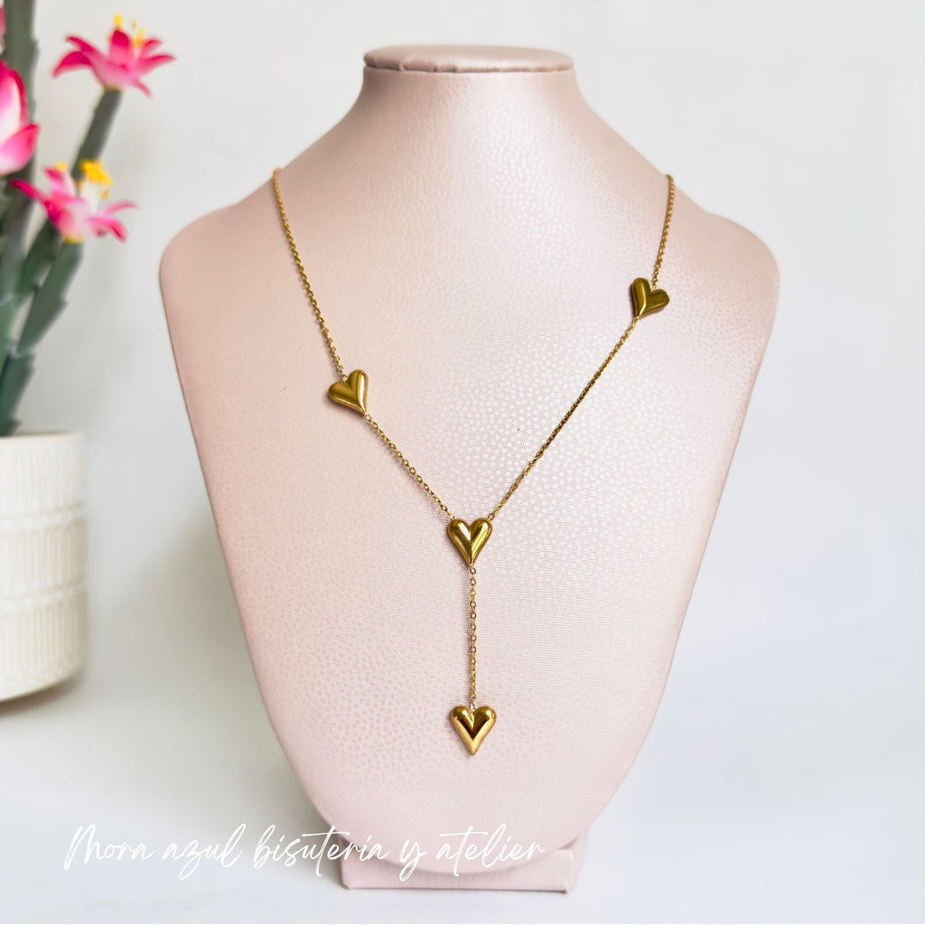 Collar corazones alargados
