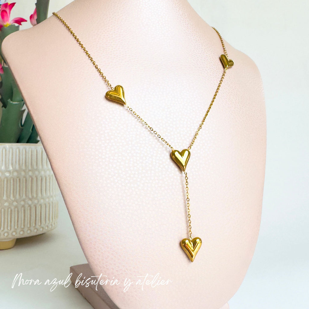 Collar corazones alargados