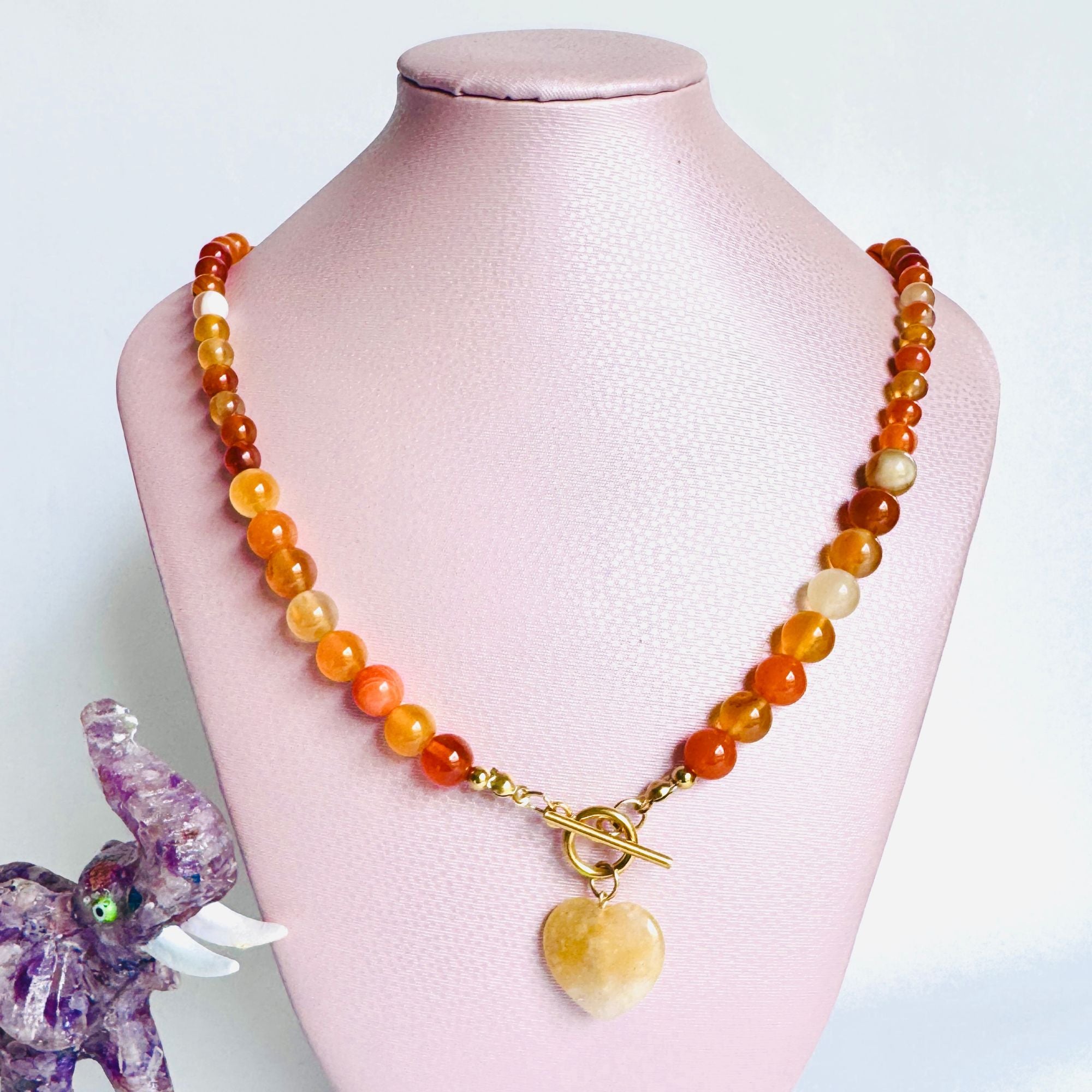 Collar cuarzo cornalina corazón