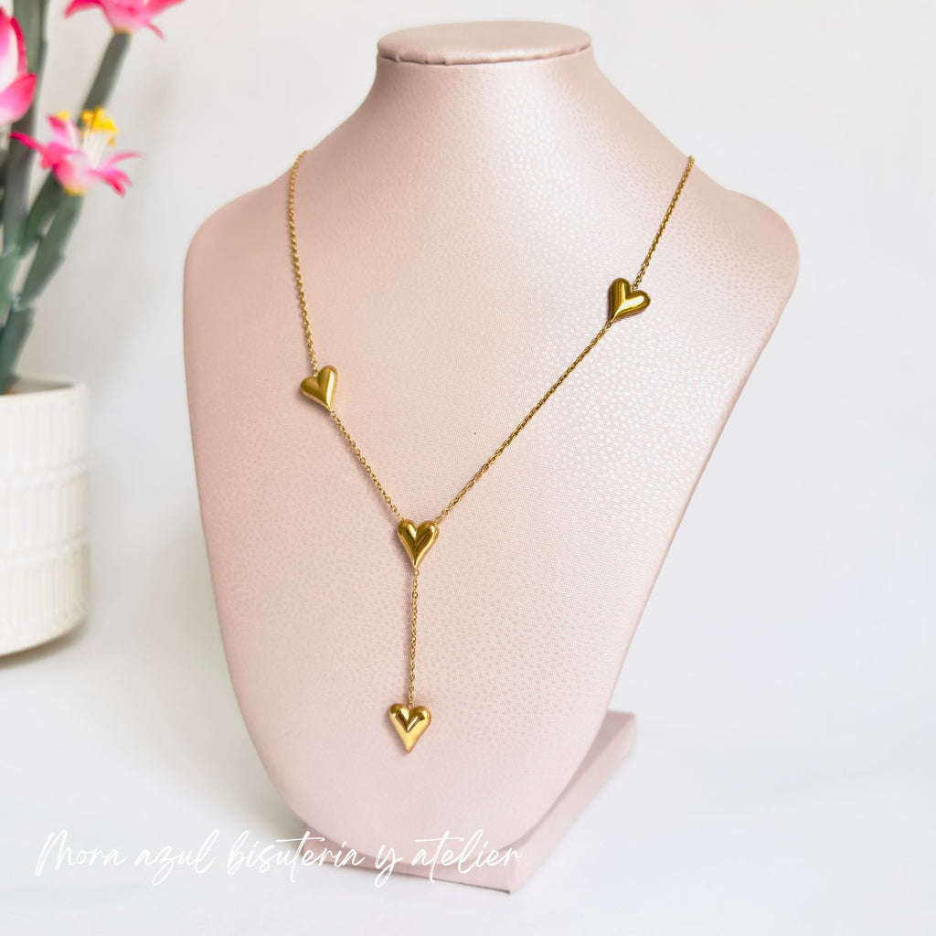 Collar corazones alargados